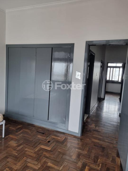 Apartamento à venda com 3 quartos, 105m² - Foto 9