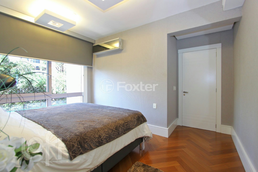 Apartamento à venda com 3 quartos, 201m² - Foto 32