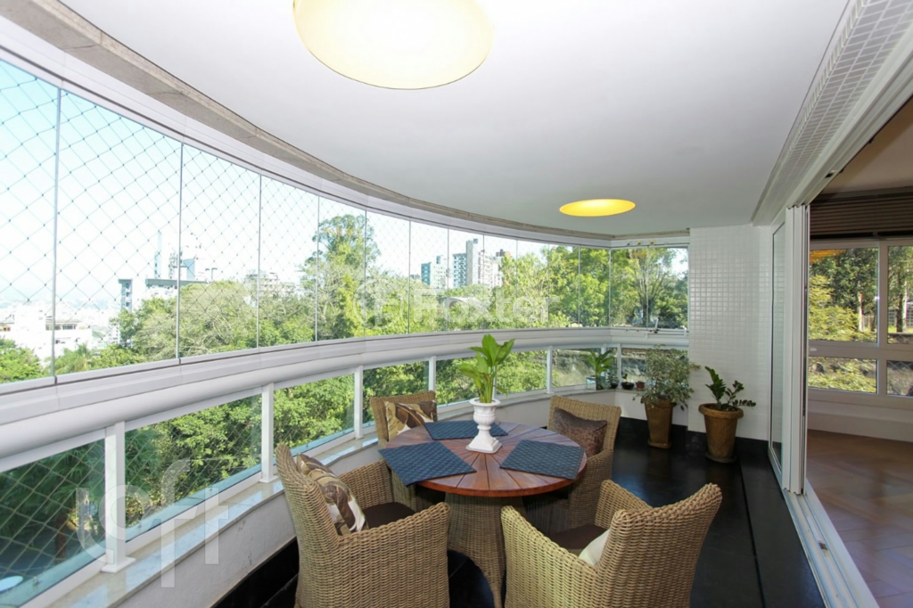 Apartamento à venda com 3 quartos, 201m² - Foto 7