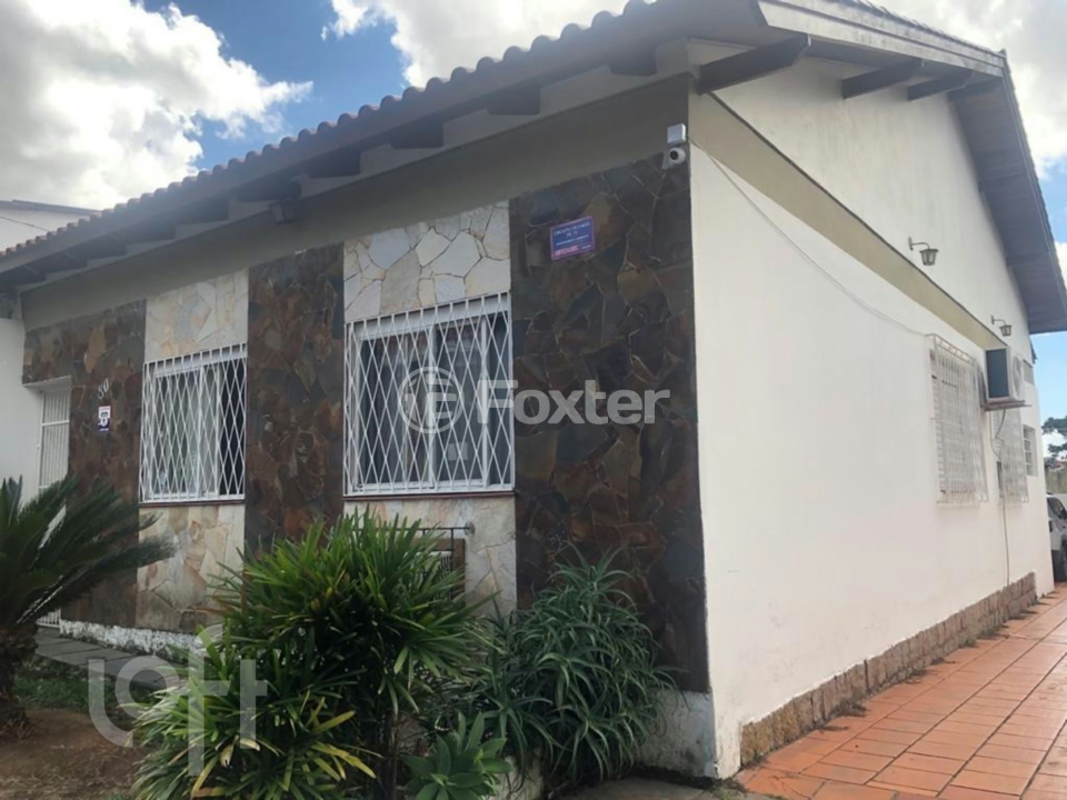 Casa à venda com 5 quartos, 280m² - Foto 1