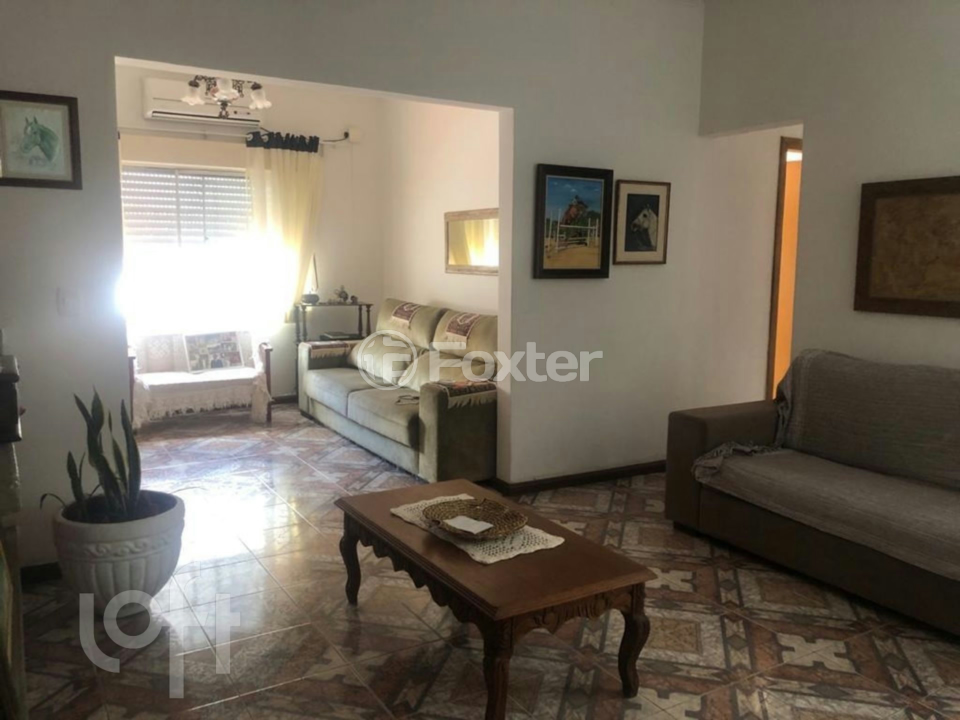 Casa à venda com 5 quartos, 280m² - Foto 2