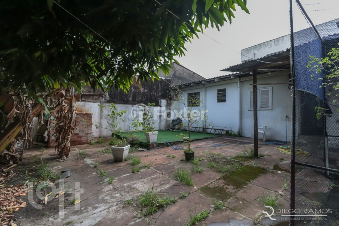 Casa à venda com 3 quartos, 236m² - Foto 15