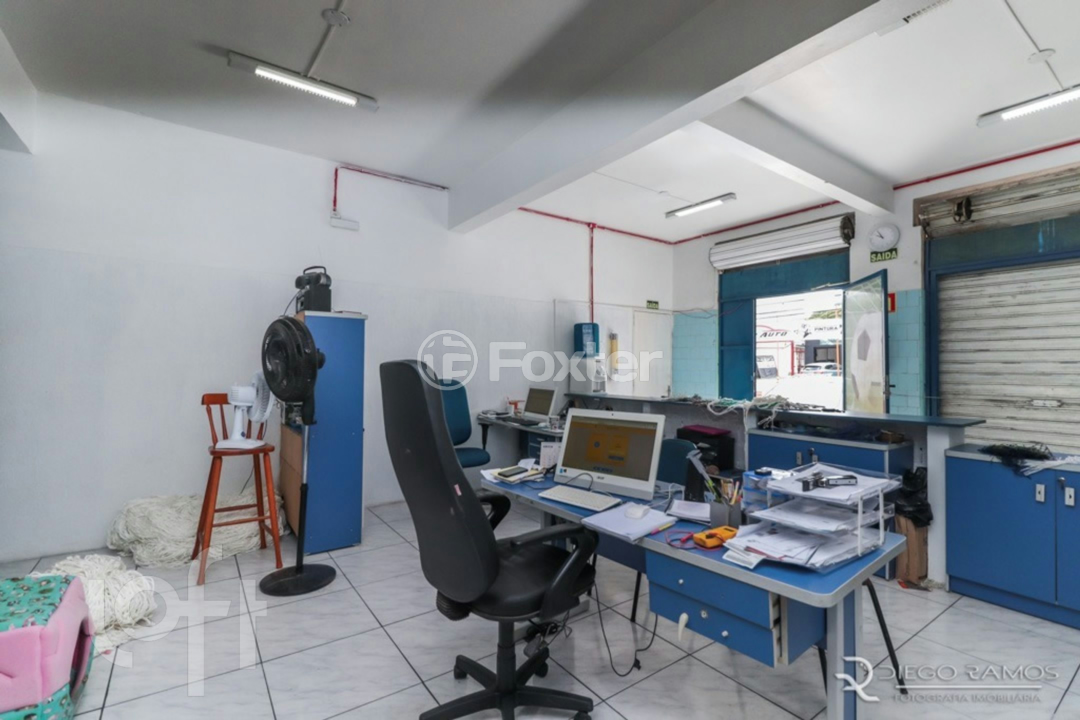 Casa à venda com 3 quartos, 236m² - Foto 6