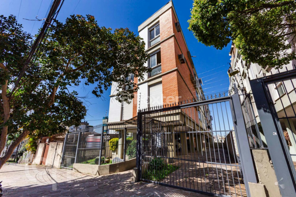 Apartamento à venda com 3 quartos, 94m² - Foto 33