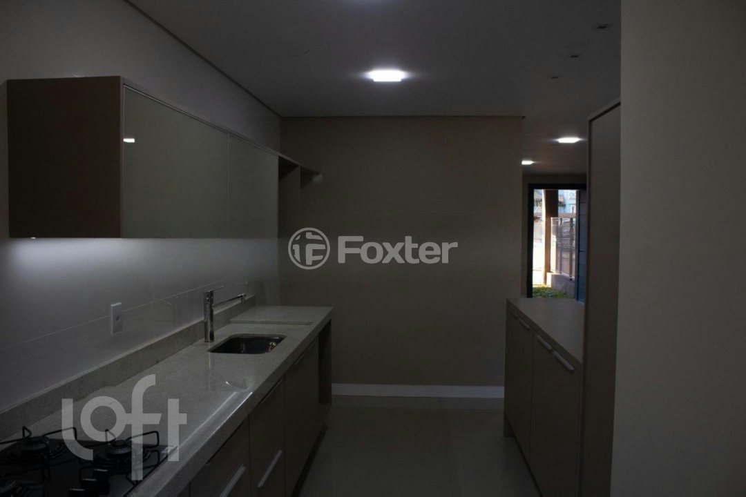 Casa à venda com 3 quartos, 170m² - Foto 8