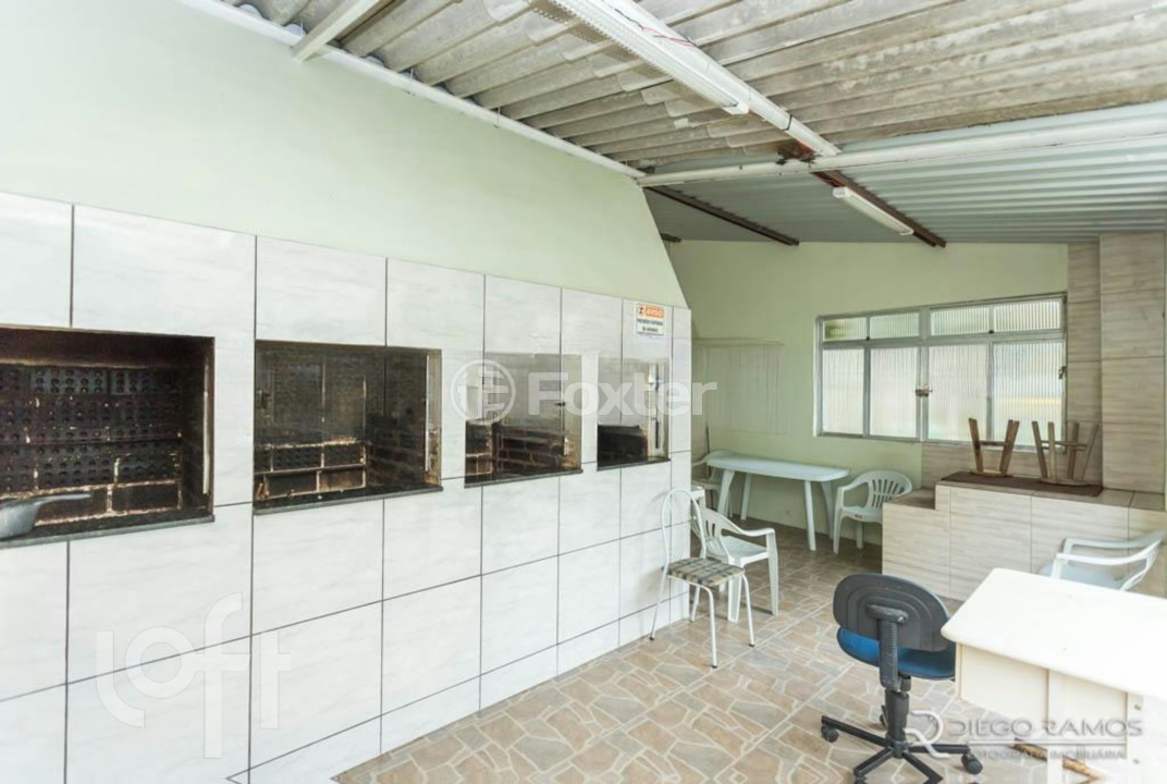 Apartamento à venda com 2 quartos, 55m² - Foto 32