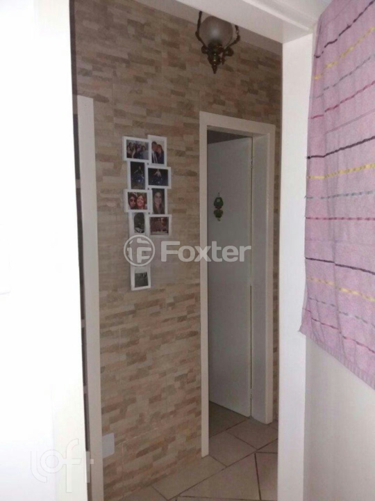 Casa à venda com 2 quartos, 240m² - Foto 7