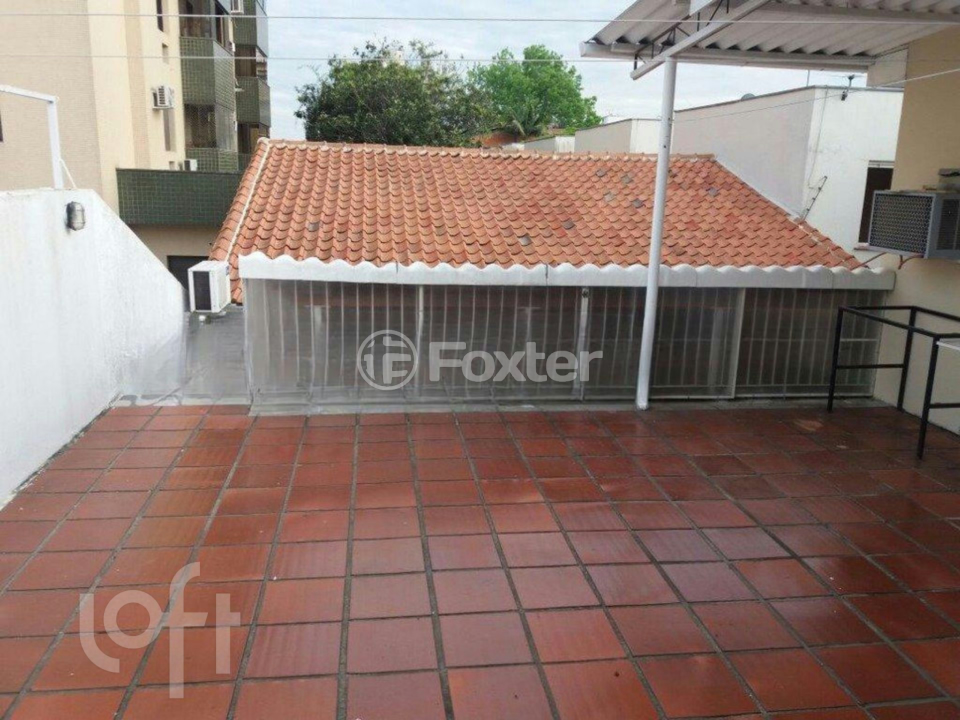 Casa à venda com 2 quartos, 240m² - Foto 18