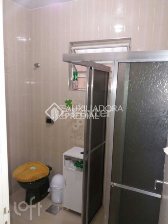 Casa à venda com 2 quartos, 240m² - Foto 8