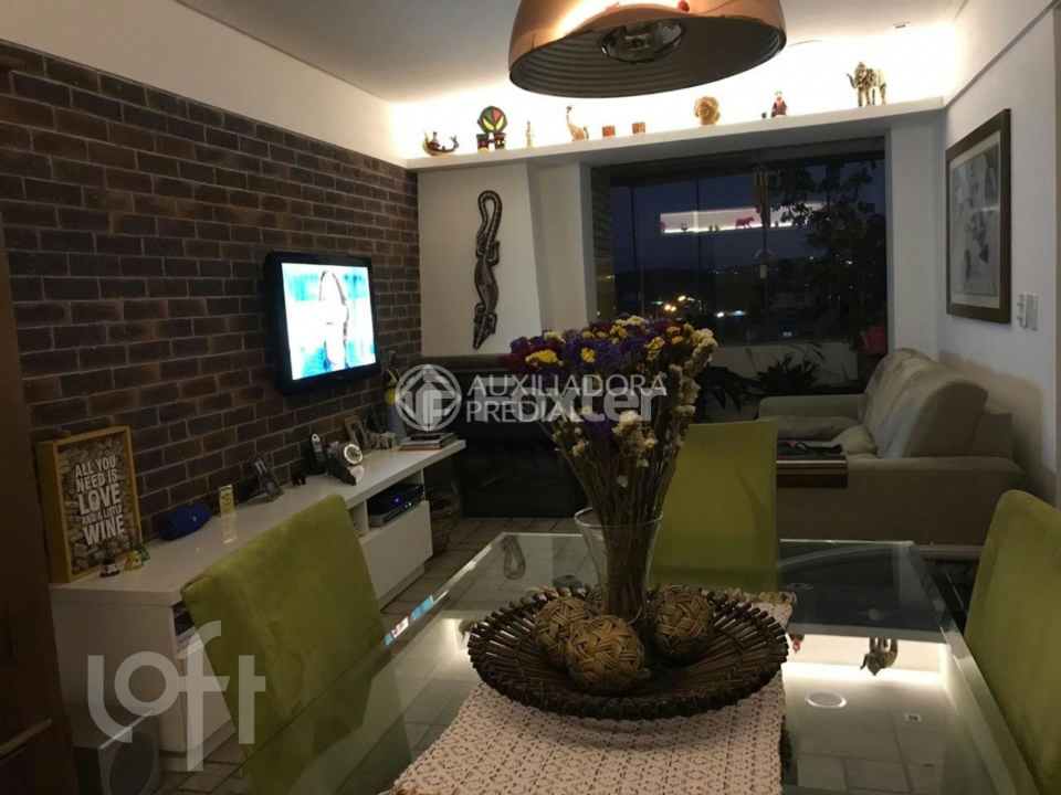 Apartamento à venda com 2 quartos, 77m² - Foto 1