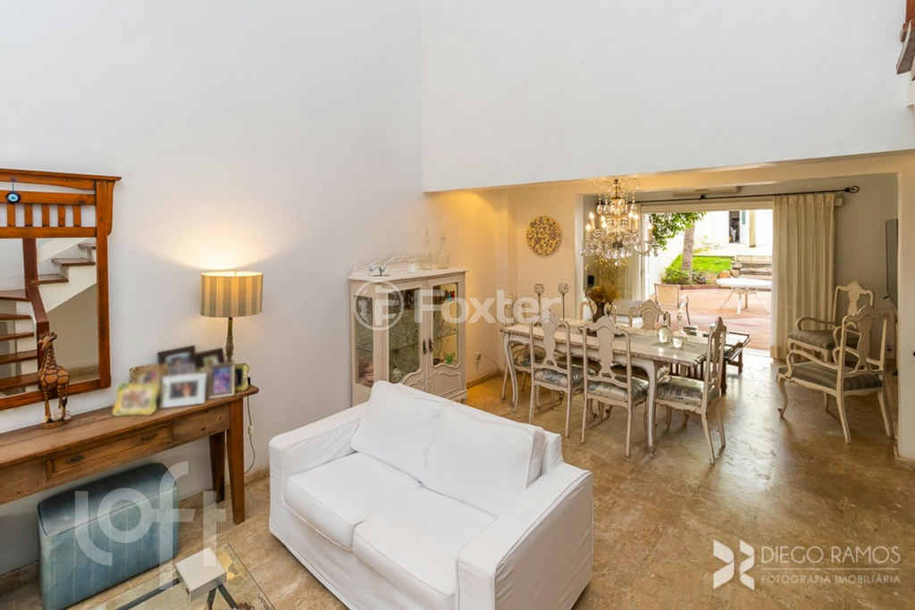 Casa à venda com 5 quartos, 380m² - Foto 8