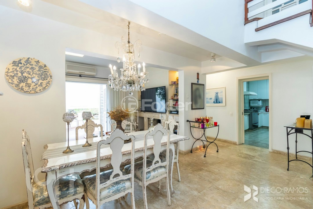 Casa à venda com 5 quartos, 380m² - Foto 4