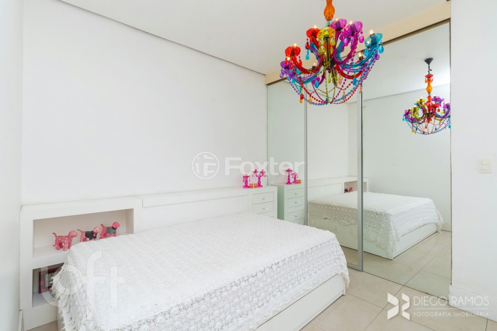 Casa à venda com 5 quartos, 380m² - Foto 27