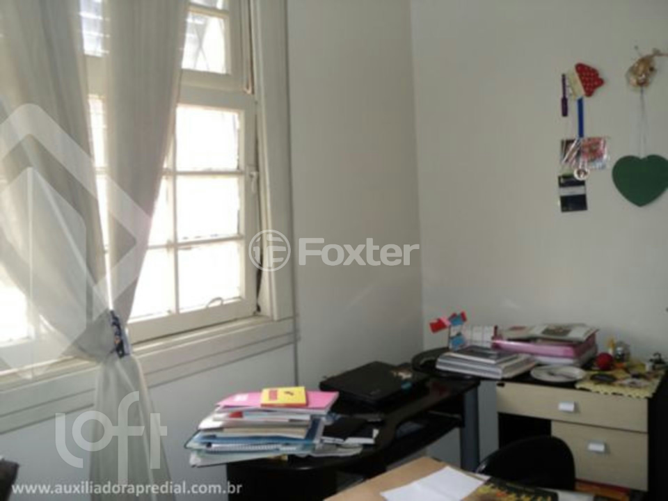 Casa à venda com 4 quartos, 228m² - Foto 13
