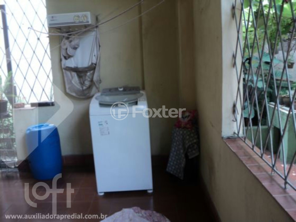 Casa à venda com 4 quartos, 228m² - Foto 34