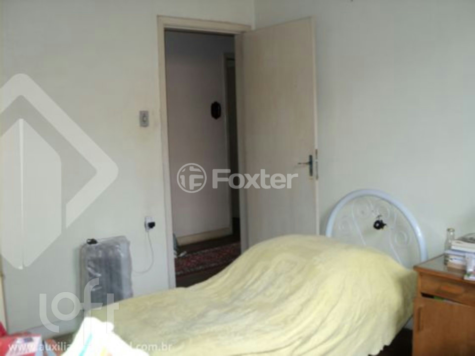 Casa à venda com 4 quartos, 228m² - Foto 16