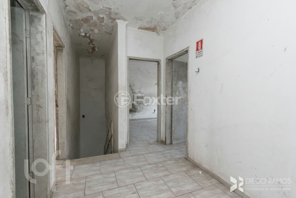 Casa à venda com 5 quartos, 436m² - Foto 16