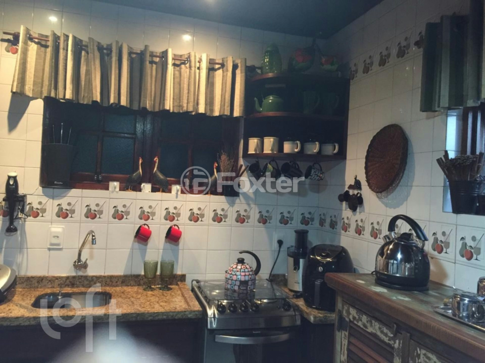 Casa à venda com 2 quartos, 125m² - Foto 11