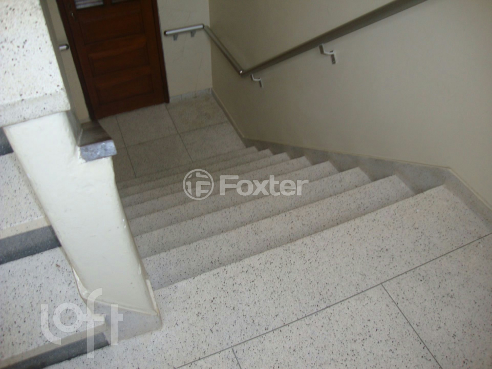 Apartamento à venda com 2 quartos, 72m² - Foto 9