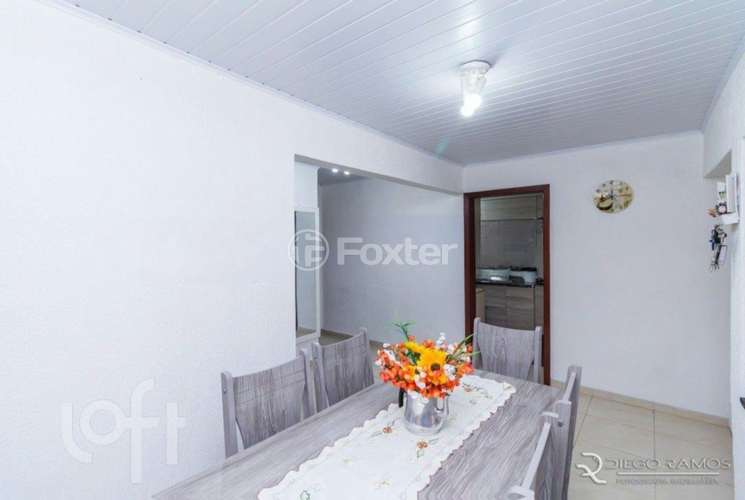 Casa à venda com 3 quartos, 151m² - Foto 8