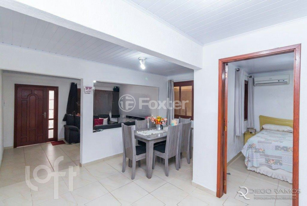 Casa à venda com 3 quartos, 151m² - Foto 7