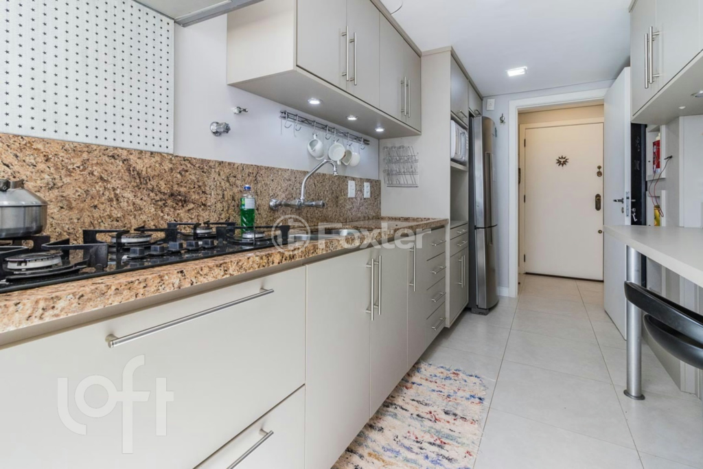 Apartamento à venda com 3 quartos, 109m² - Foto 18