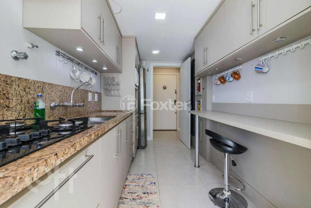 Apartamento à venda com 3 quartos, 109m² - Foto 19