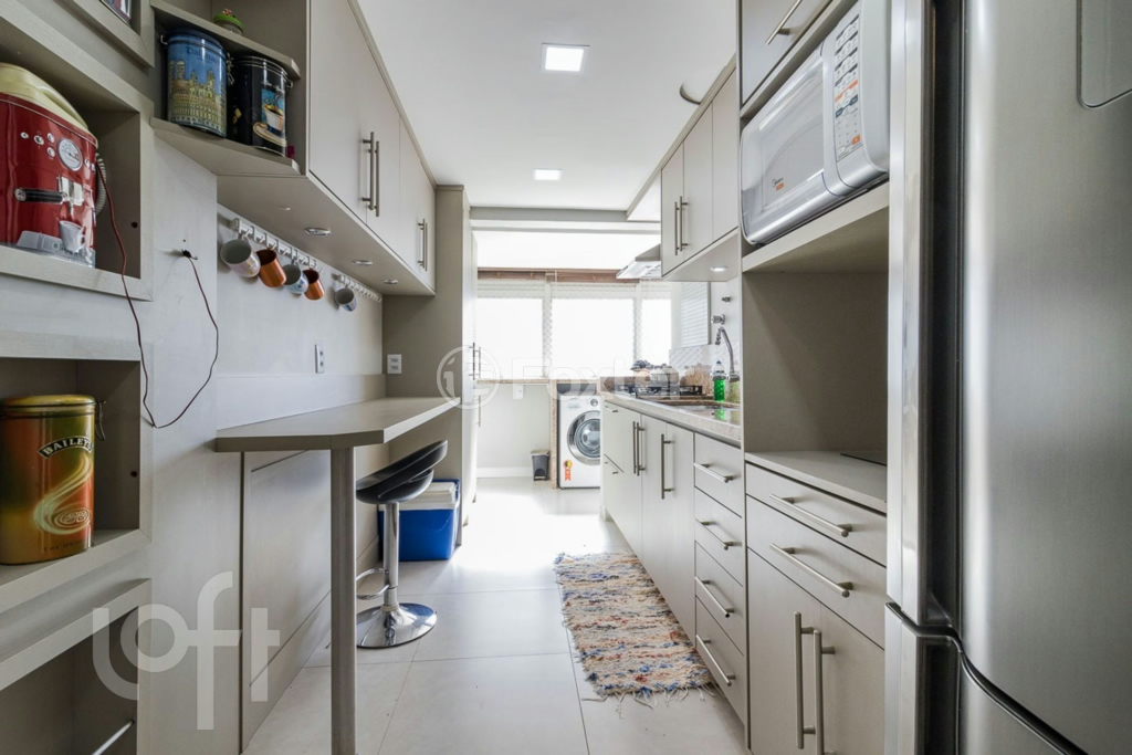Apartamento à venda com 3 quartos, 109m² - Foto 17
