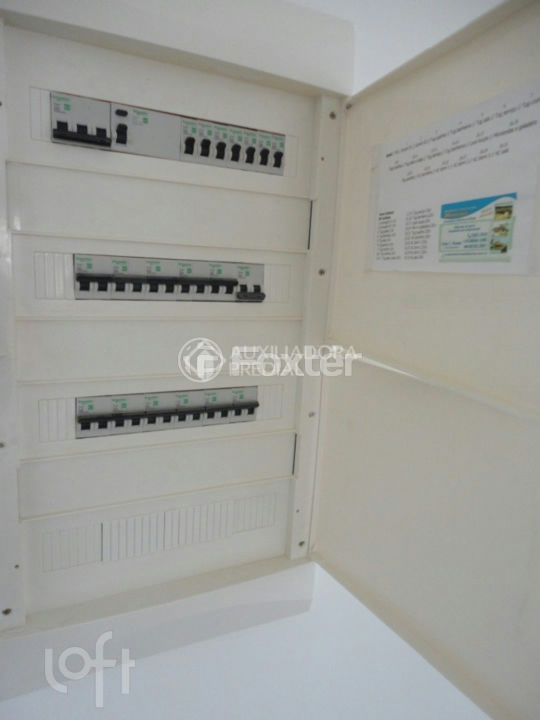 Apartamento à venda com 4 quartos, 165m² - Foto 4