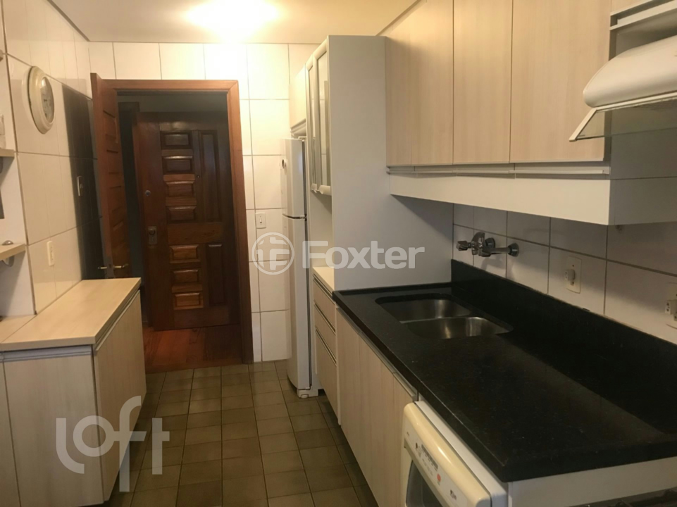 Casa à venda com 5 quartos, 260m² - Foto 6