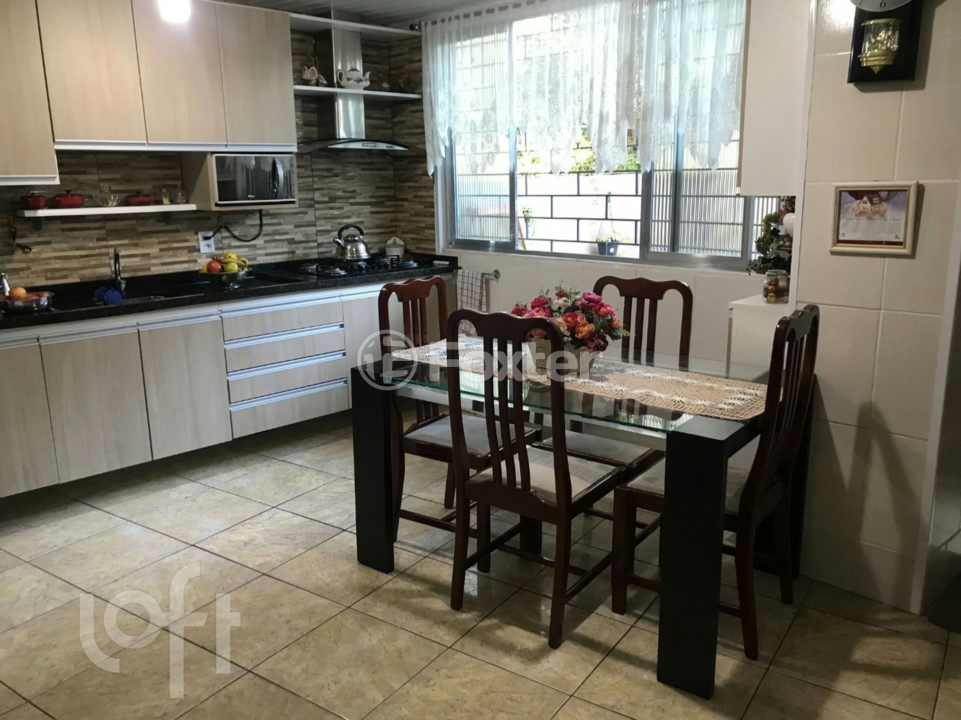 Casa à venda com 5 quartos, 260m² - Foto 5