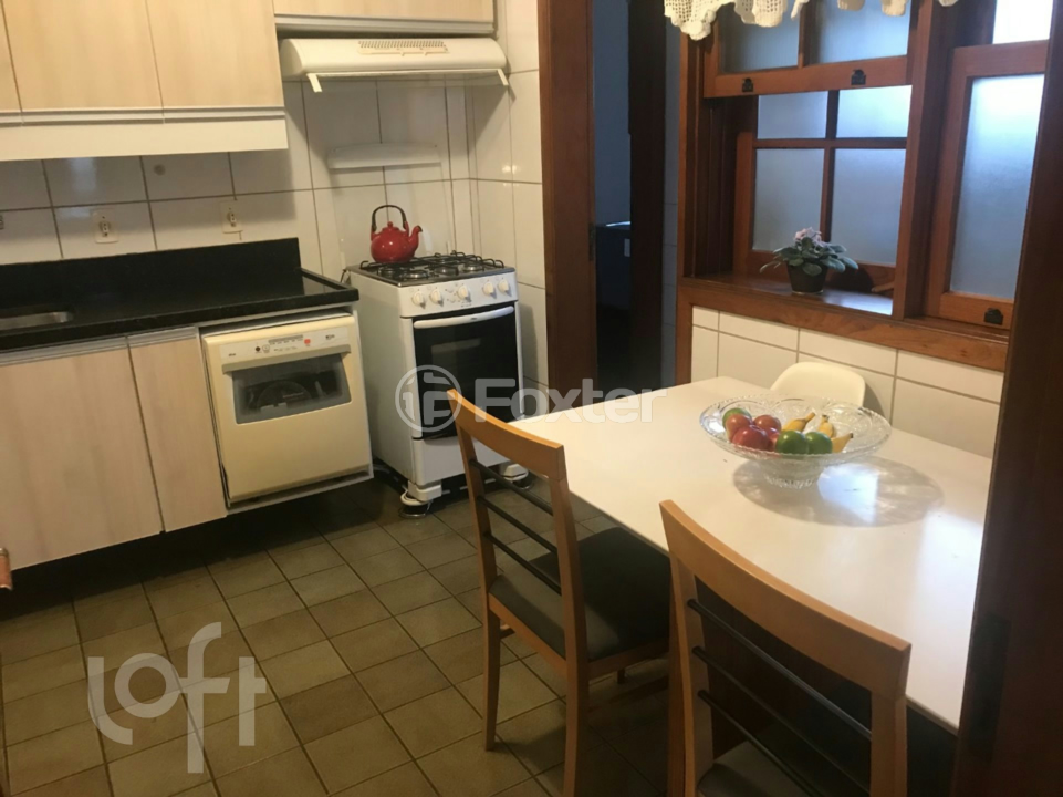 Casa à venda com 5 quartos, 260m² - Foto 4