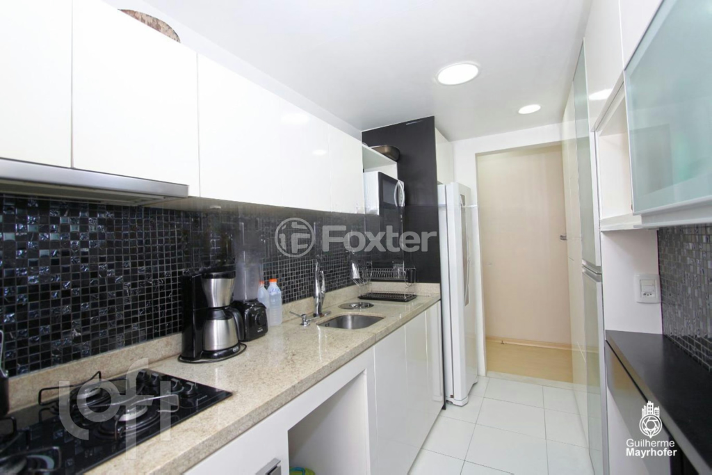 Apartamento à venda com 3 quartos, 70m² - Foto 11