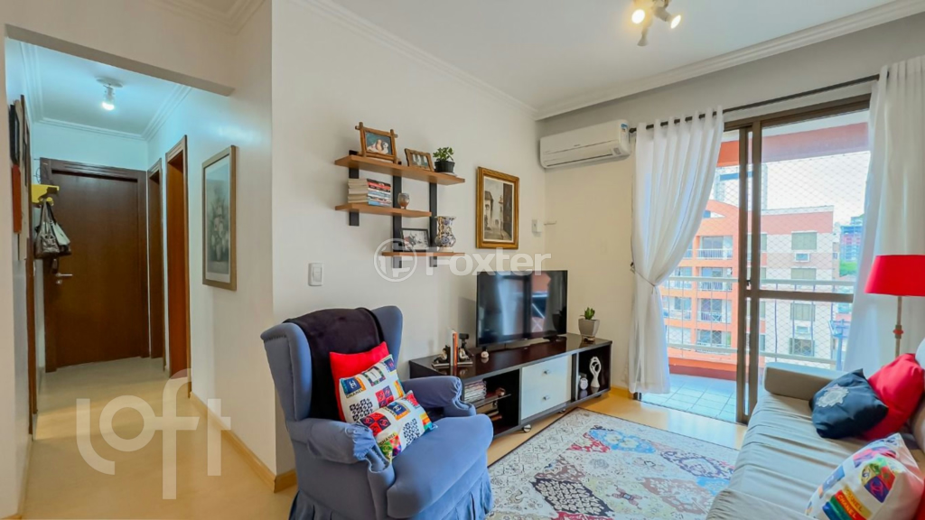 Apartamento à venda com 3 quartos, 70m² - Foto 2