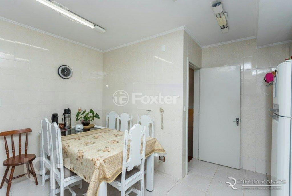 Casa à venda com 3 quartos, 300m² - Foto 30