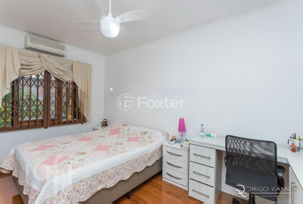 Casa à venda com 3 quartos, 300m² - Foto 24
