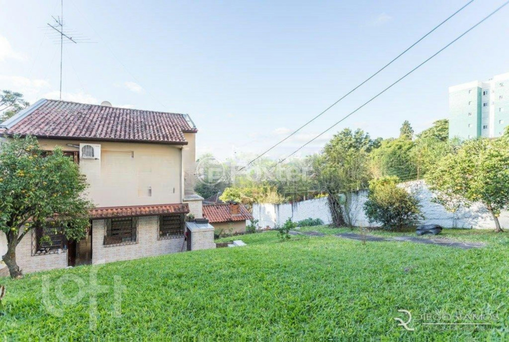 Casa à venda com 3 quartos, 300m² - Foto 35