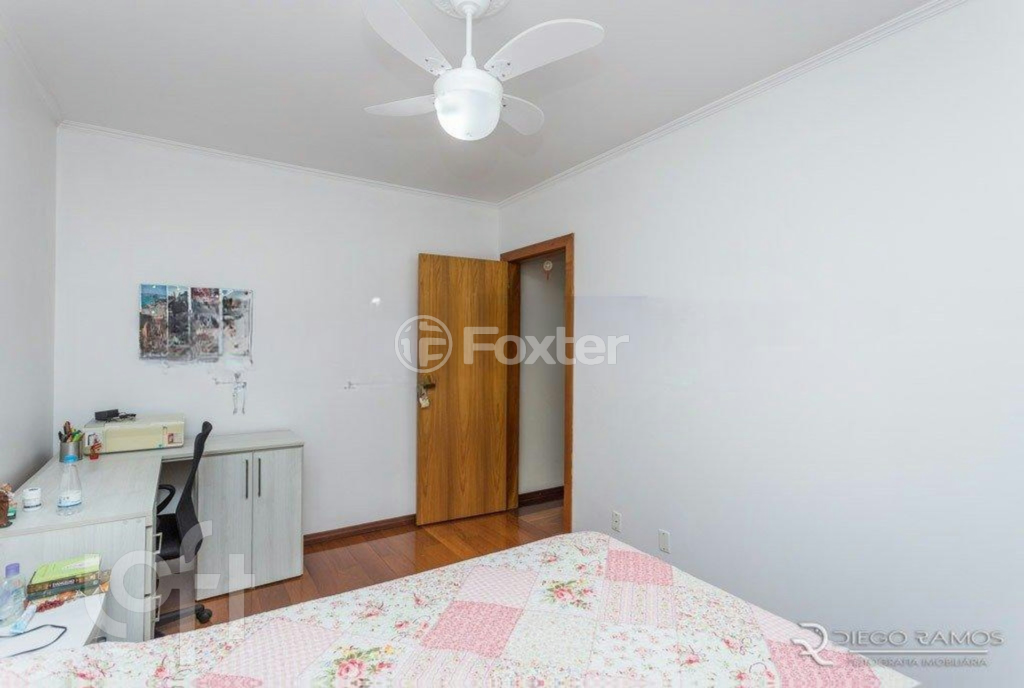 Casa à venda com 3 quartos, 300m² - Foto 26
