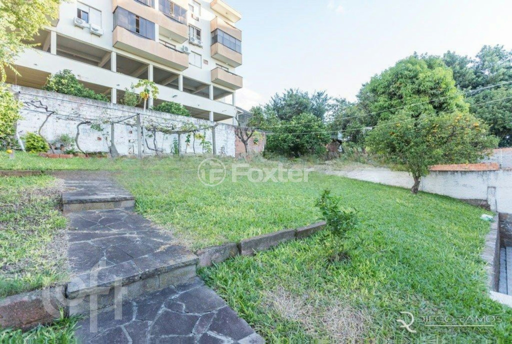 Casa à venda com 3 quartos, 300m² - Foto 33