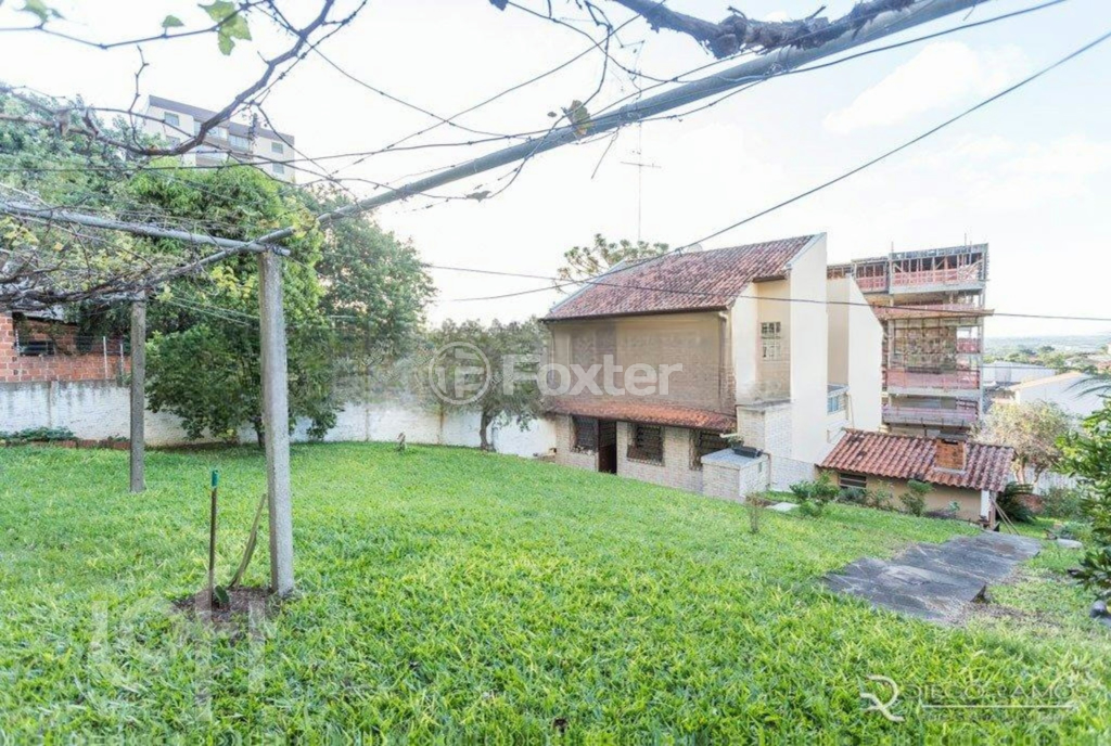 Casa à venda com 3 quartos, 300m² - Foto 34