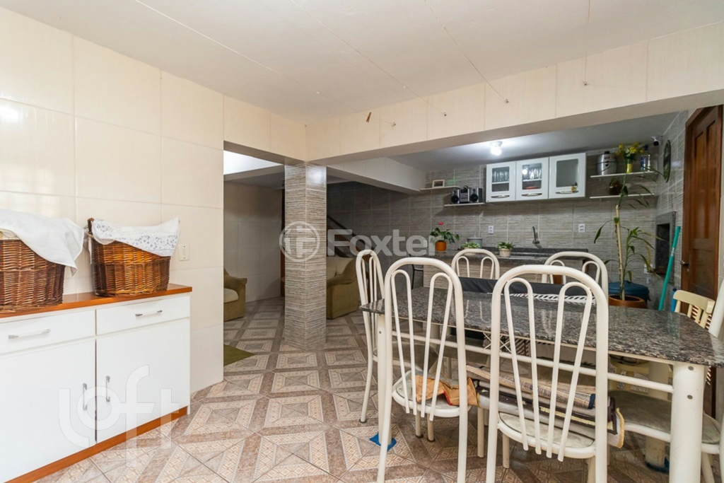 Casa à venda com 3 quartos, 250m² - Foto 9