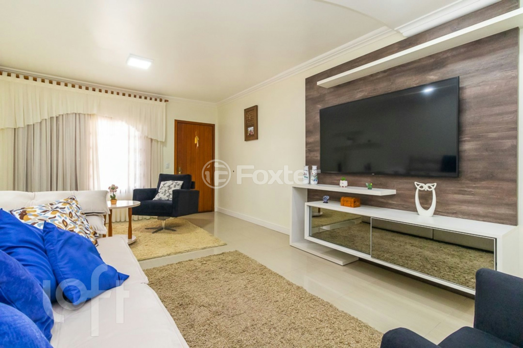 Casa à venda com 3 quartos, 250m² - Foto 2