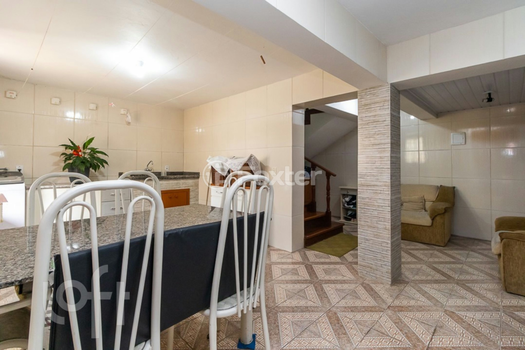 Casa à venda com 3 quartos, 250m² - Foto 8