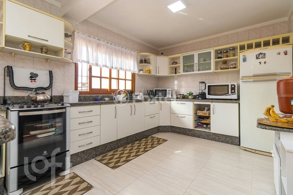 Casa à venda com 3 quartos, 250m² - Foto 31