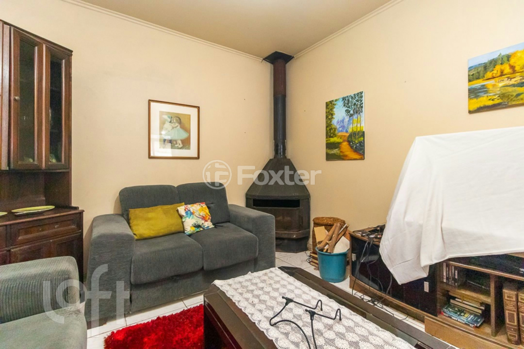 Casa à venda com 4 quartos, 96m² - Foto 2