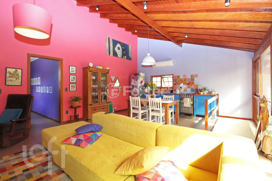 Casa à venda com 5 quartos, 260m² - Foto 4