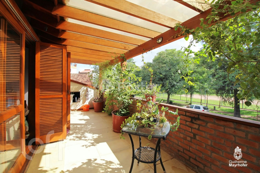 Casa à venda com 5 quartos, 260m² - Foto 8