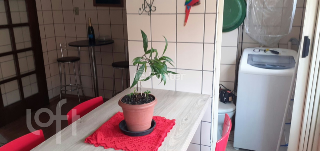 Apartamento à venda com 2 quartos, 77m² - Foto 4