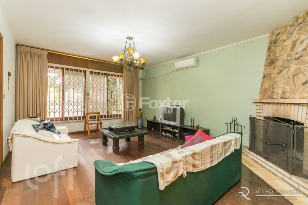 Casa à venda com 4 quartos, 260m² - Foto 4