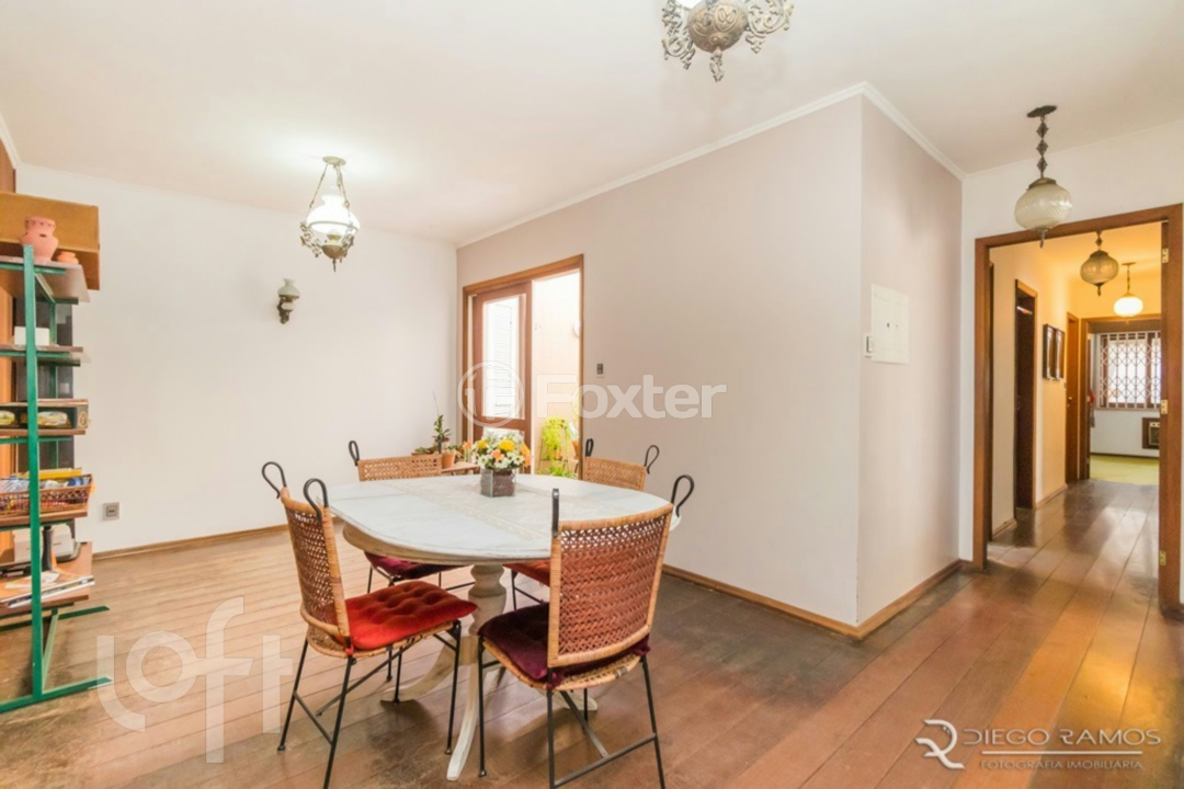 Casa à venda com 4 quartos, 260m² - Foto 6